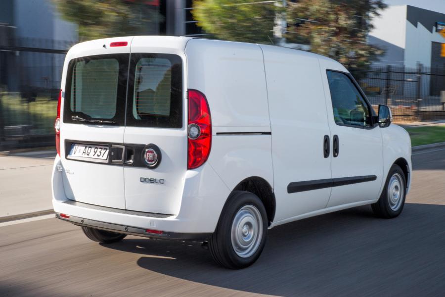  Fiat Doblo Cargo 2014 года  (AU) (фото 11 из 18)
